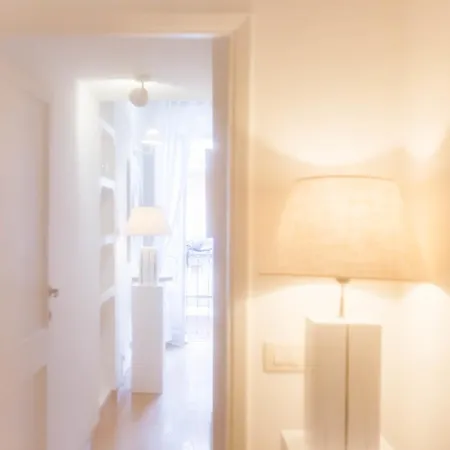 Pantheon Luxury Gold Apartamento *